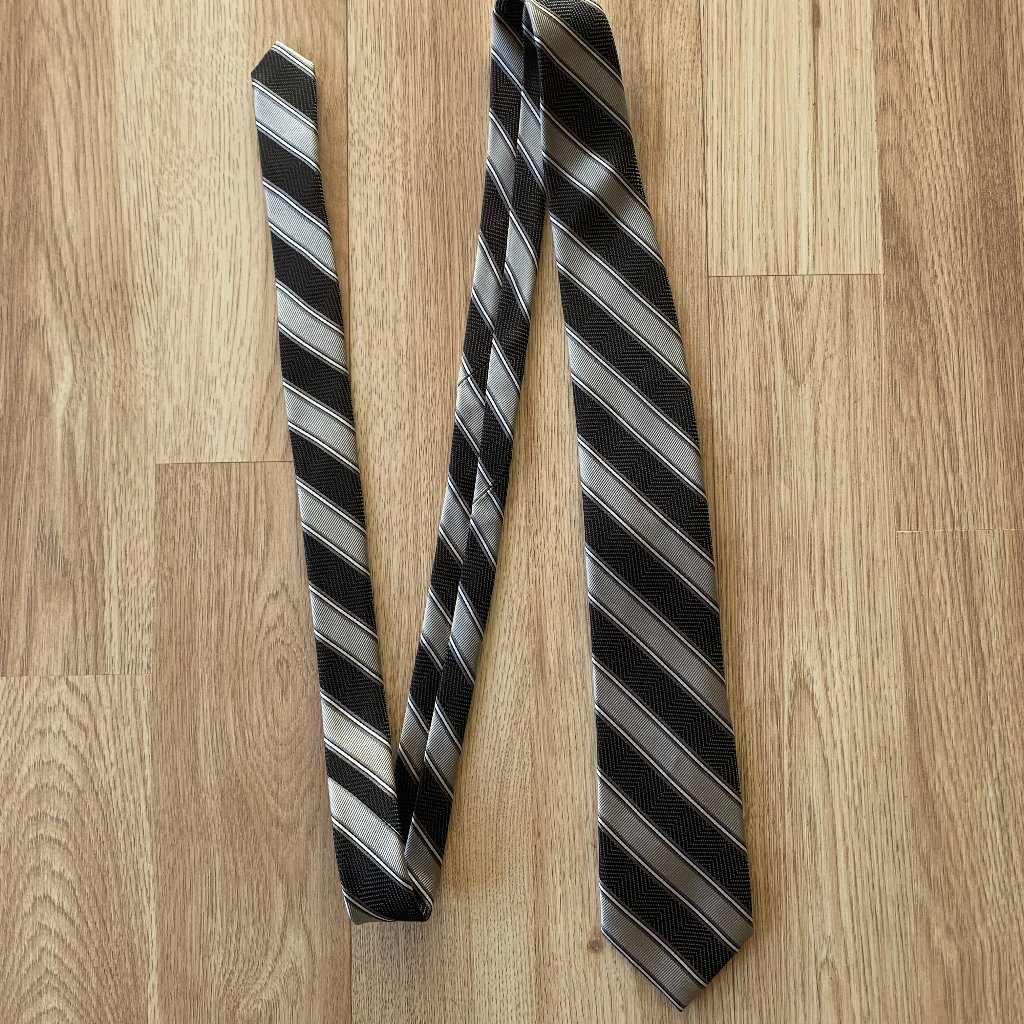 Joseph Abboud 100 Silk Striped Tie